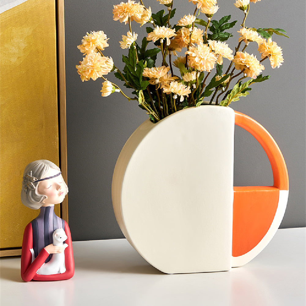 Chic Light-Luxury Ceramic Vase for Effortless Home Styling